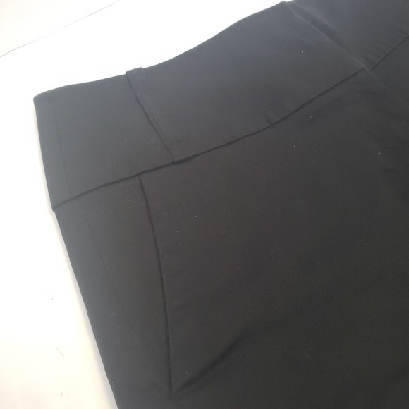 The Limited Cuffed Shorts Black Womens Size 6 Slash Pockets Stretch Twill Chino - Picture 3 of 11